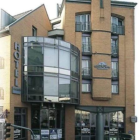 Hotell Feuerbach Im Biberturm 4*