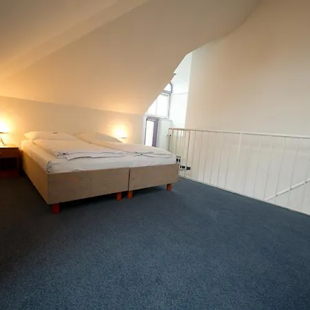 Feuerbach Im Biberturm 4* Estugarda